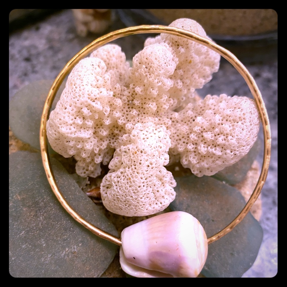 14k gold filled bangle with cone shell